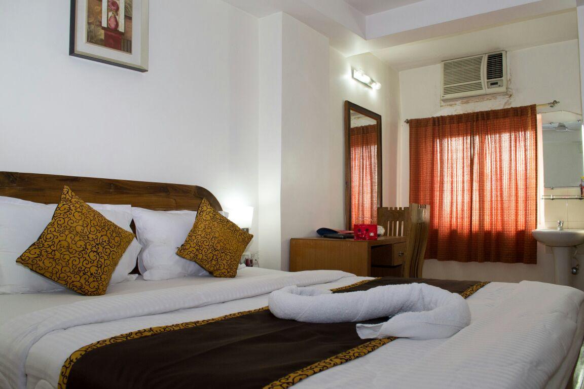Hotel Seetal Cuttack Esterno foto