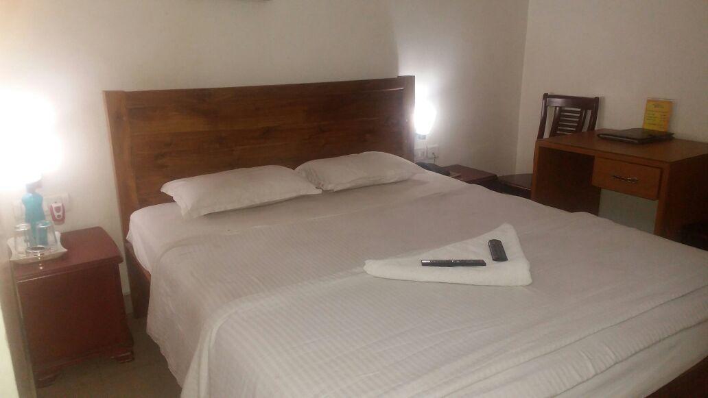 Hotel Seetal Cuttack Esterno foto