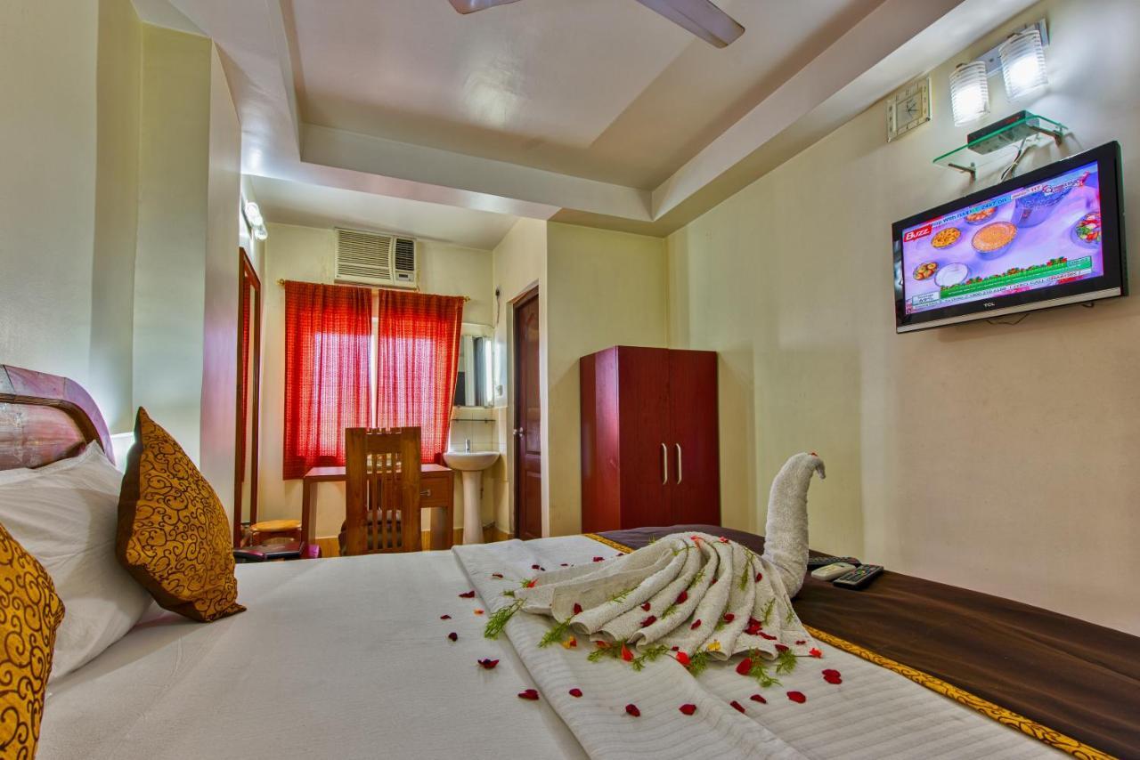 Hotel Seetal Cuttack Esterno foto