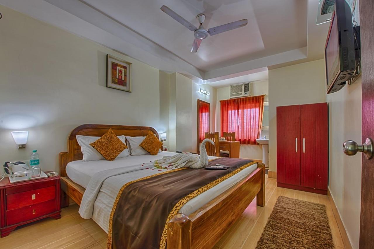 Hotel Seetal Cuttack Esterno foto
